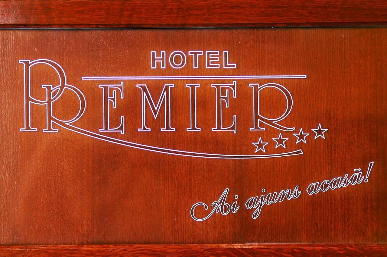Отель Hotel Premier Клуж-Напока-48